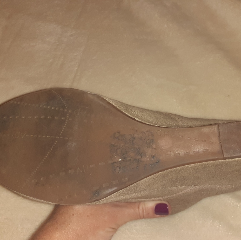 DV Dolce Vita Pellie Wedge - Picture 7 of 7